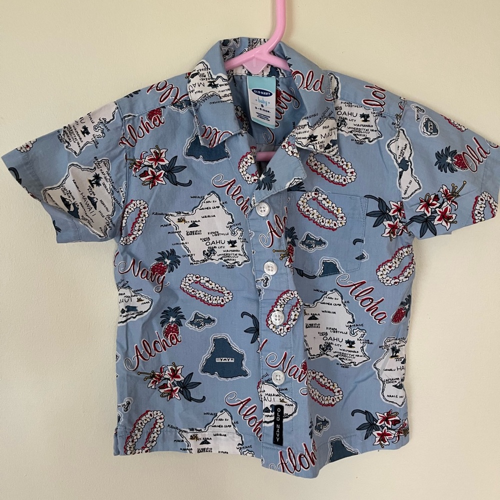 Vintage Boys Old Navy Hawaiian themed shirt short sleeve button down shirt 3-6m